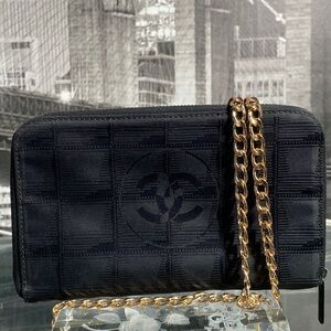 Authentic CHANEL Rare Travel Line Zippy Clutch Wallet